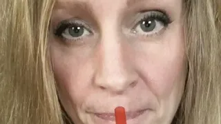 ASMR FINGER BRUSHING