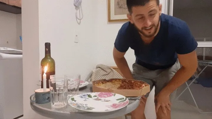 Handsome husband cums on pizza - and makes you eat it (gentle)