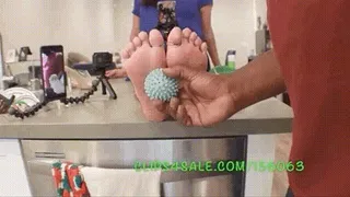 Tickle Them Arches (Barefoot Ticklin' in the Kitchen)