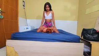 Farting retorn actress teen, by Goddess Mayara and Manu, (cam by Nicole Ramanoff)