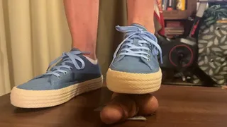 Blue Tommy Hilfiger shoejob sneakers