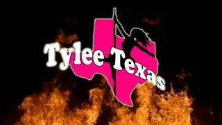 Teddy Hart trains Tylee Texas