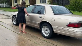 Grand Marquis Cranking - Dr Scholls & Pantyhose