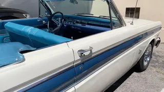 (AUDIO) Caroline Cranks Her Old Car & "Rusty" PART 3
