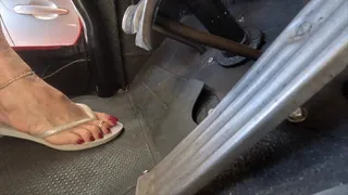 1962 Jeep Cranking Barefoot