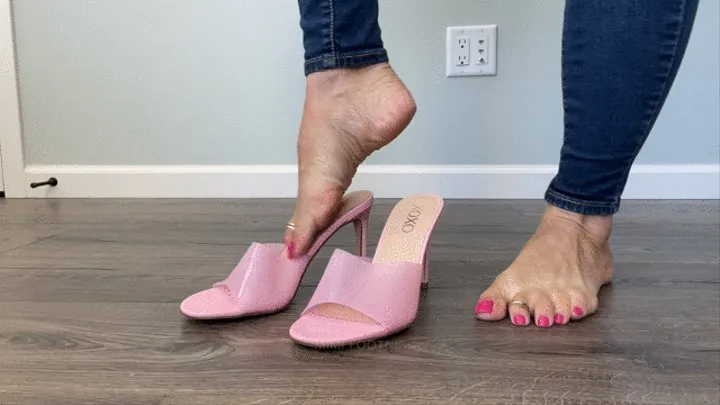 Walking & Modeling High Heel Mules