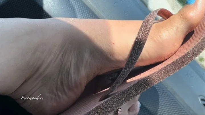 Flip flops in the car