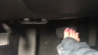 Driving barefoot with long jeans