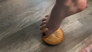 Watch me squish a blueberry pie with my sexy feet