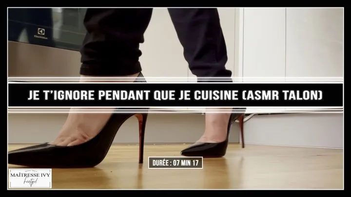 Je t'ignore et je cuisine toi tu regardes mes pieds et tu te tais (ASMR)