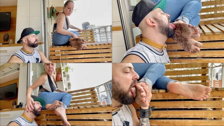 Licking dirty foot with spit