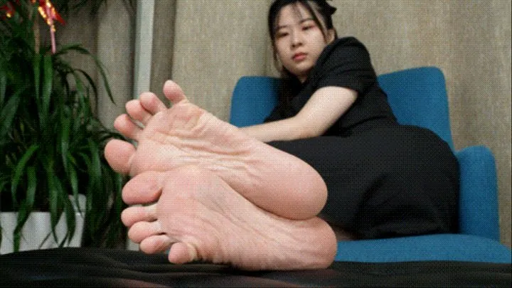 Asian girl Xaweier's sexy flexible obese little feet3