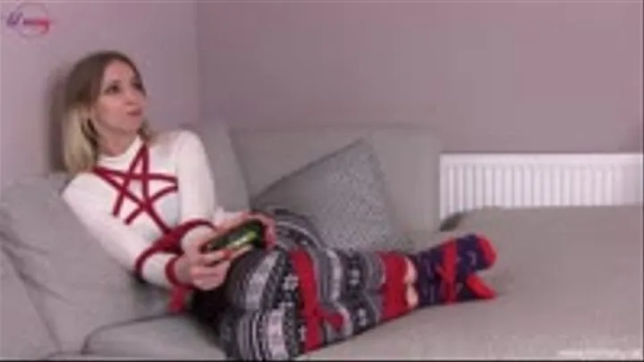 Lil Missy UK in Playing Games in rope bondage