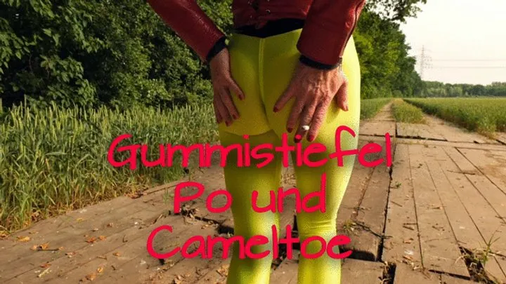 Wellies, bum and camel toe - Gummistiefel, Po und Cameltoe