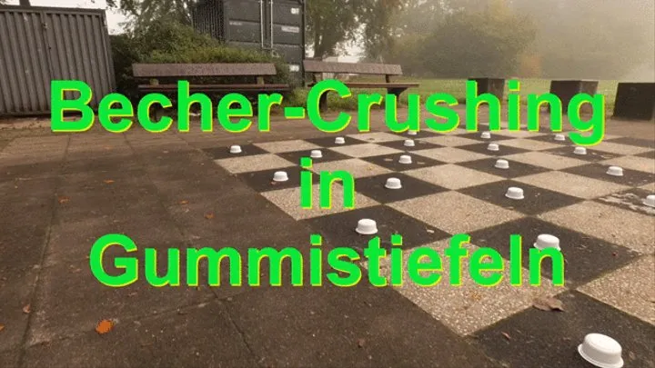 Cup crushing in wellies - Becher crushing in Gummistiefeln