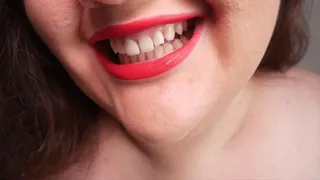 Beauty in the sharp details of the teeth - (no talking)