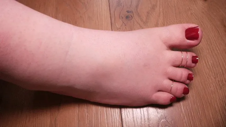 Beautiful BBW right foot with red pedicure - (no talking)