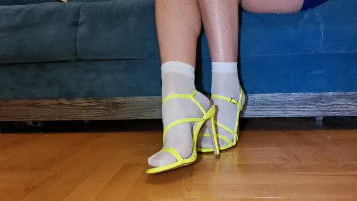 Stinky nylon socks and sexy high heels for play