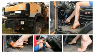 Brutal hard revving and pedal pumping in IVECO powerful truck