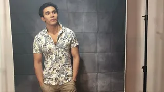 Isaac Sexy BTS Video