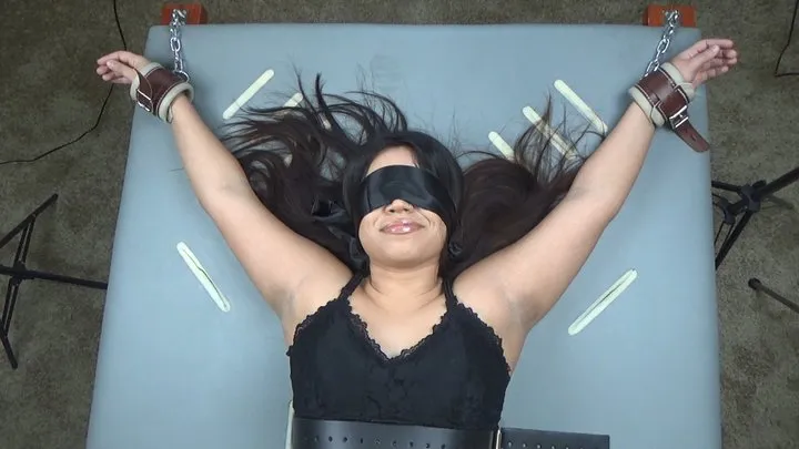 Ivy's Armpits Tickled