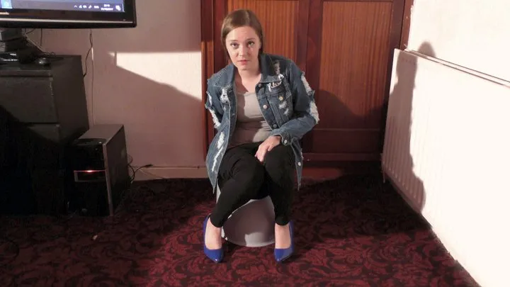 Hot Girl In Black Leggings & Blue Heels Peeing In A Jug On The Portable Toilet