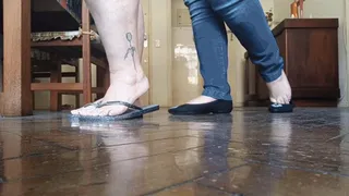 Juliette RJ and Doce Amaran on a footsie compilation clip 5 in 1 - FOOTSIE - LESBIANISM - FOOT WORSHIP - LESBIAN KISS - BBW GODDESSES - DOLCE AND JULIETTE