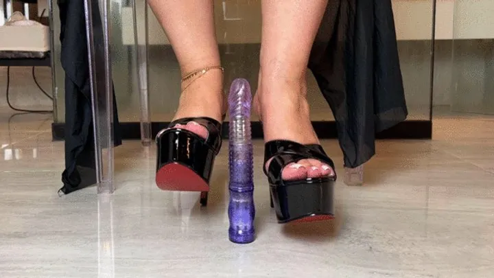 Dolce Amaran dildo footjob compitaltion - - BBW - LEGS - FOOT WORSHIP - FEET WORSHIP -TOE NAILS - BIG FEET - TEASING -CURVE WOMAN - FAT WOMAN- NAILS FETISH- BAREFOOT - TOES WIGGLING - NATURAL NAILS - GOLDEN NAILS - FRENCH NA