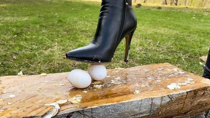CRUSH Alena crushes 20 chicken eggs in high heels