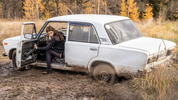 CAR STUCK Stuck in search of a country holiday