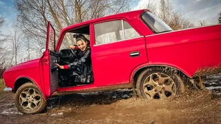 CAR STUCK Tanya really got stuck in the mud while filming a vlog