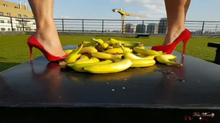 Banana milkshake on the roof