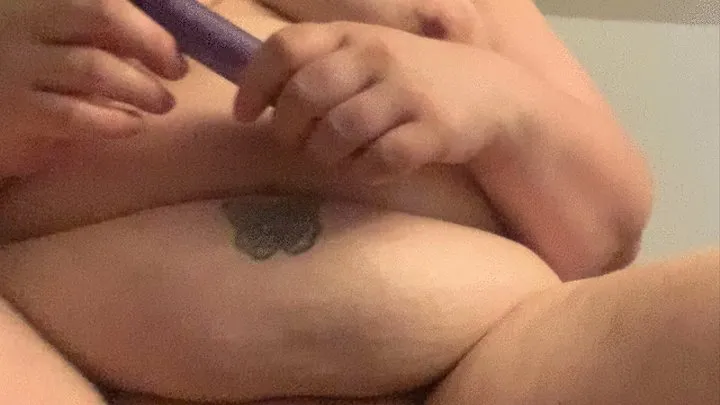 Bbw milf want your mouth and cock, she cums hard