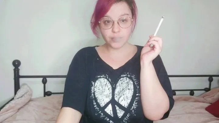 Smoke + Joi no makeup