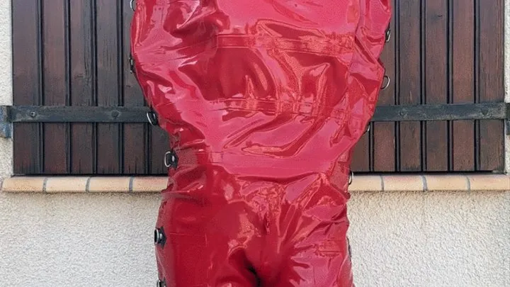 Inflatable catsuit in France