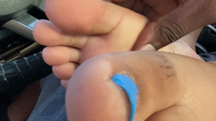 Thick soles fat toes Footjob