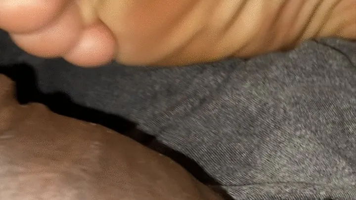 Coworkers Footjob cumshot big toe grip