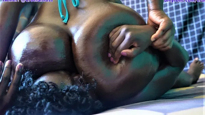 Huge fat bubble ass squashing