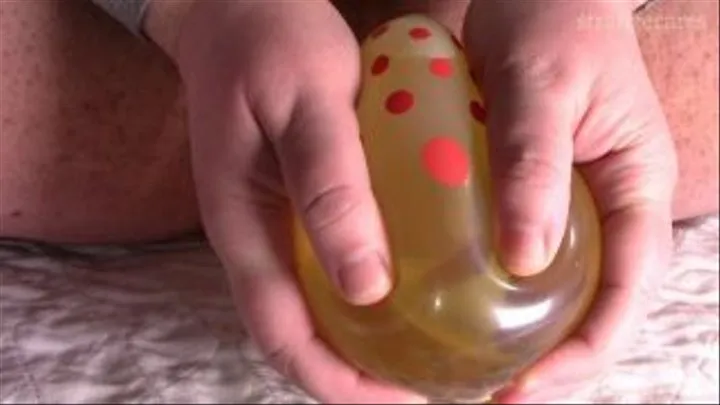 catheter fills water balloon with pee