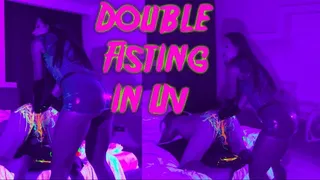 DOUBLE HARD FISTING IN LATEX AND UV
