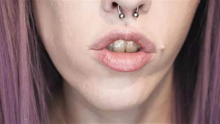 Femdom Mouth And Lip Worship