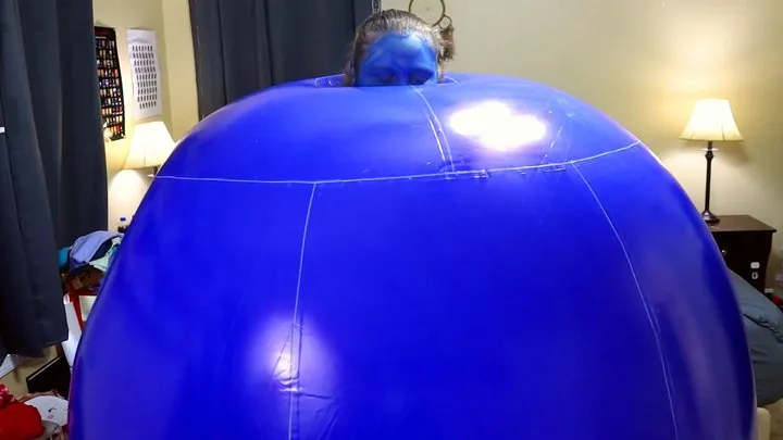 SSBBW Transforms into a Horny Blueberry