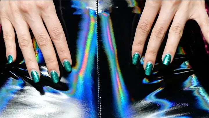 Mesmerizing you to using shiny leggins and nails