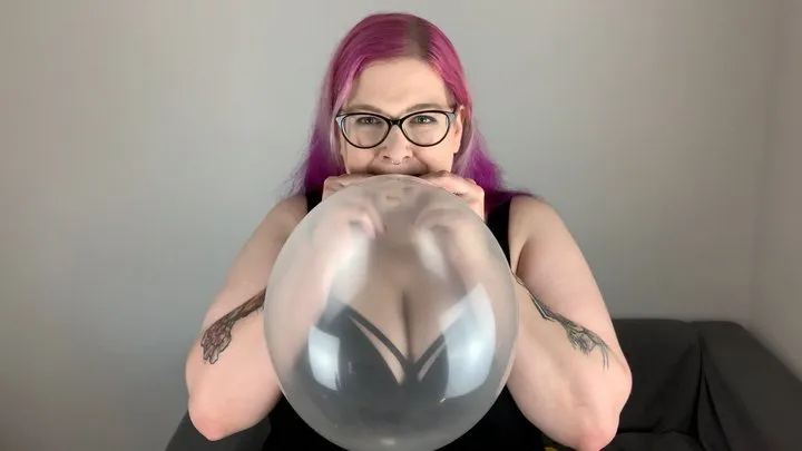 Blow to pop crystal clear balloons