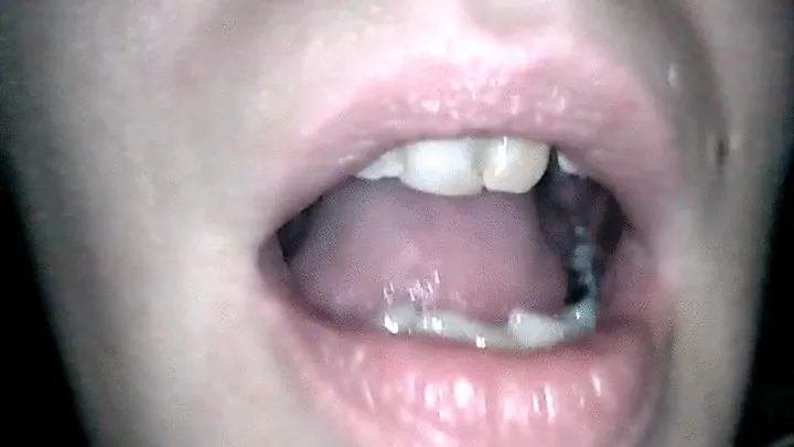 Endoscope throat footage 0