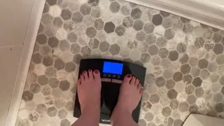 Aria Allday: BBW WEIGH IN