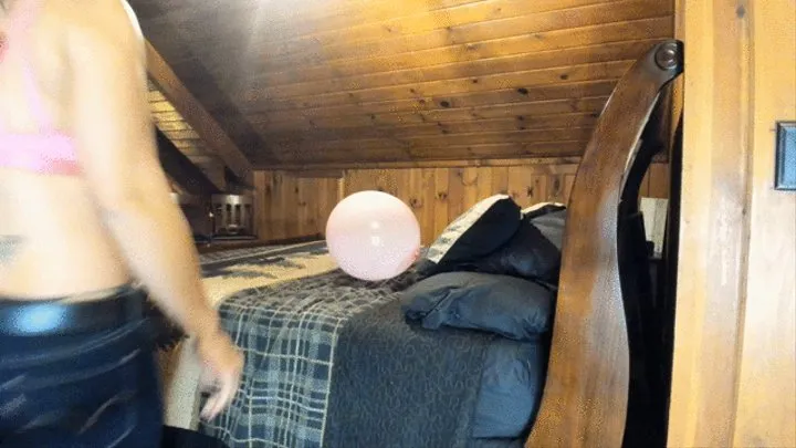 24 inch balloon and mean step-mom pops it