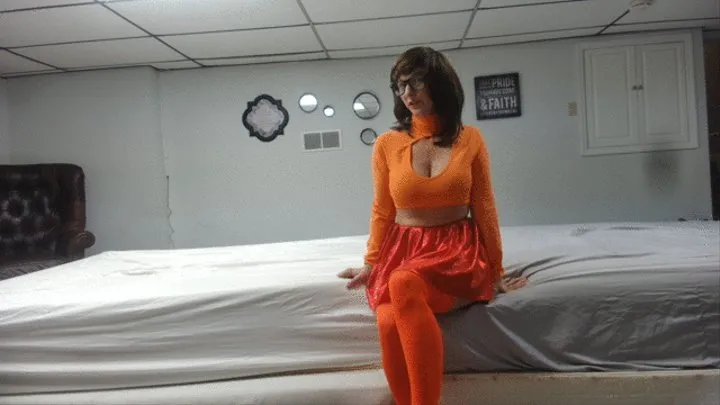 velma has a anal clue for you