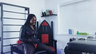 Slaves holes put through their paces by ebony goddess