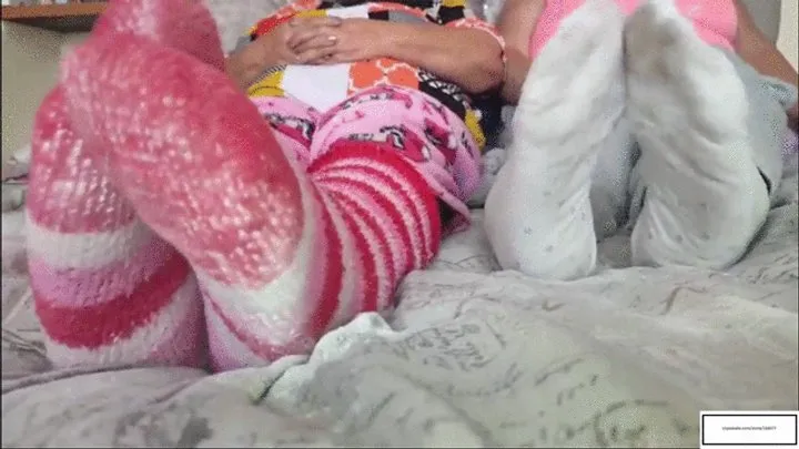 Mila1 Step-mom and Mila1 Fox Socked feet itch